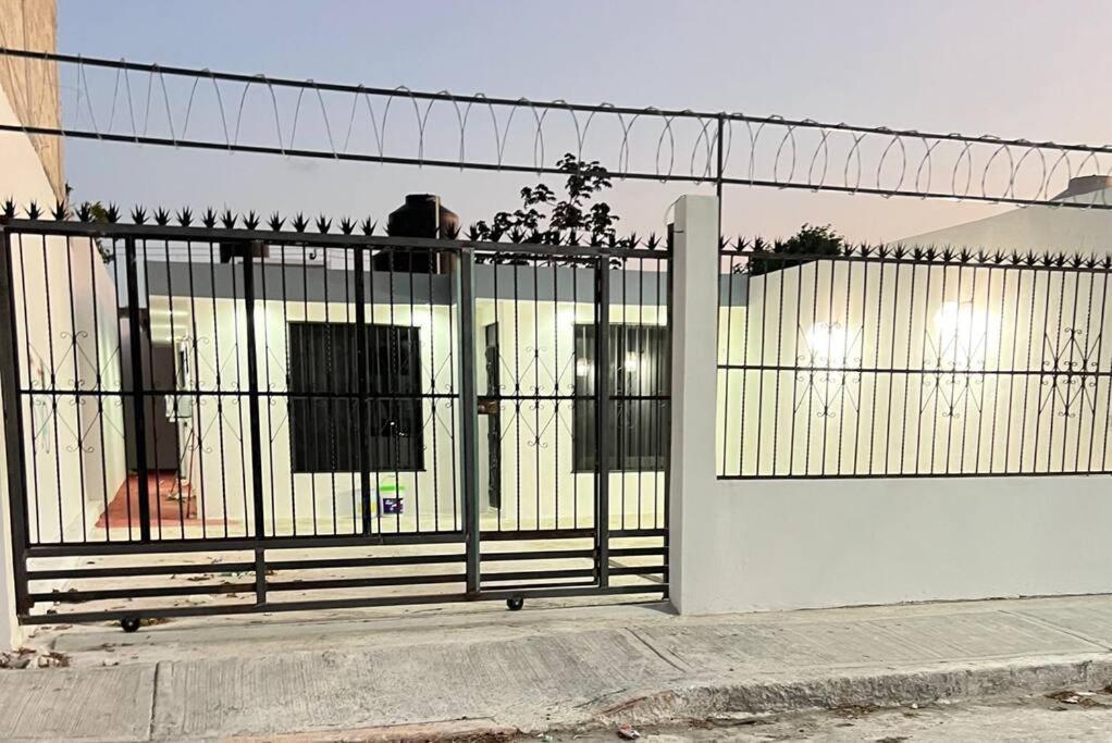 شقة Casa Santa Cruz تْشيتومال المظهر الخارجي الصورة